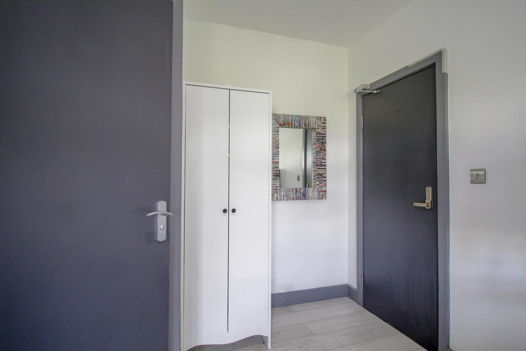 Apartament Modern Greatly Located *